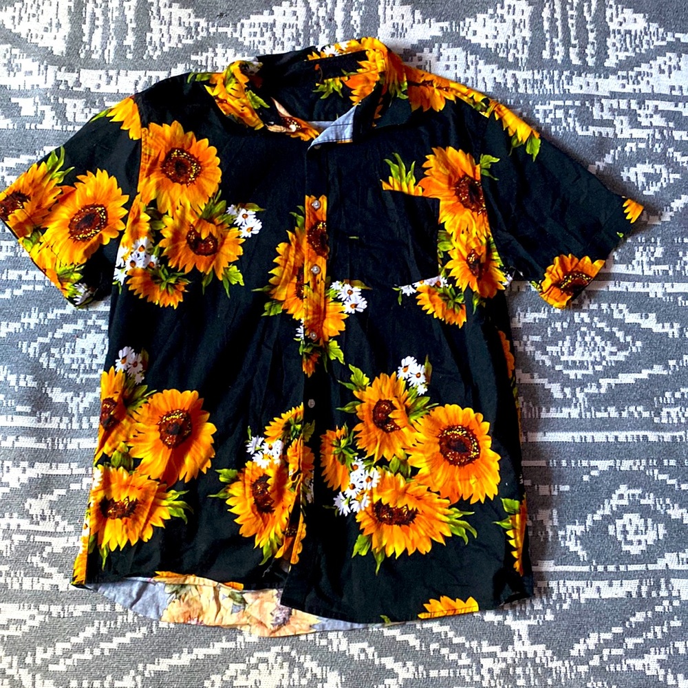 Sunflower button up